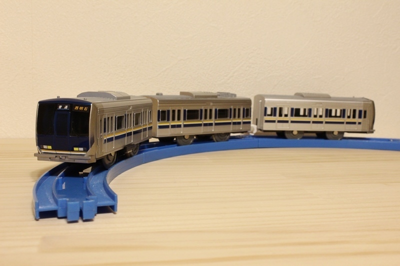 プラレール・サウンド207系通勤電車＆サウンド321系通勤電車 - 鉄道模型